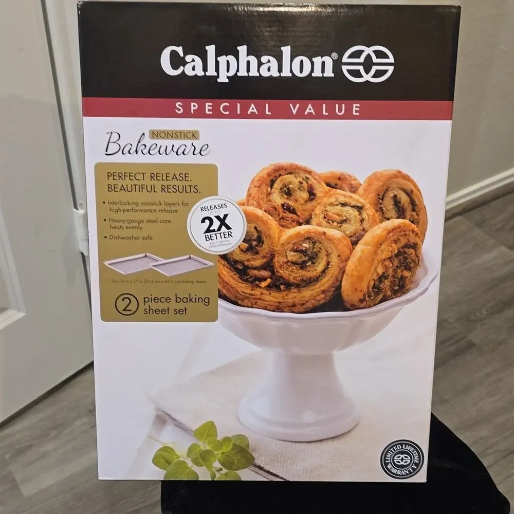 Calphalon Nonstick Bakeware 2-PC Baking Sheet‎ Set